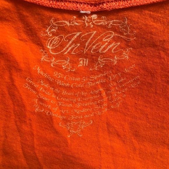 In Vein Tattoo Parlor Vintage Graphic Tee - Picture 5 of 6